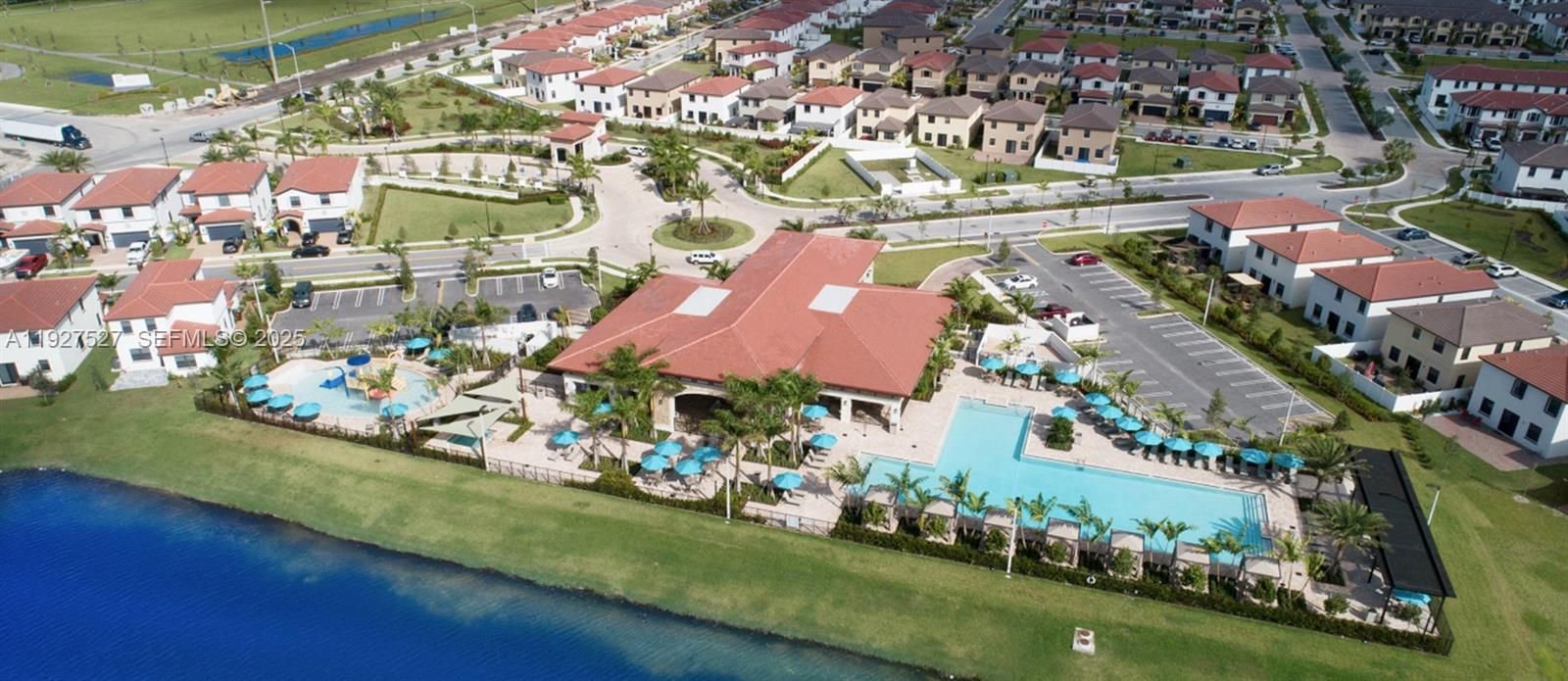 待售: $579,000 (4 贝兹, 2 浴室, 1914 平方英尺)