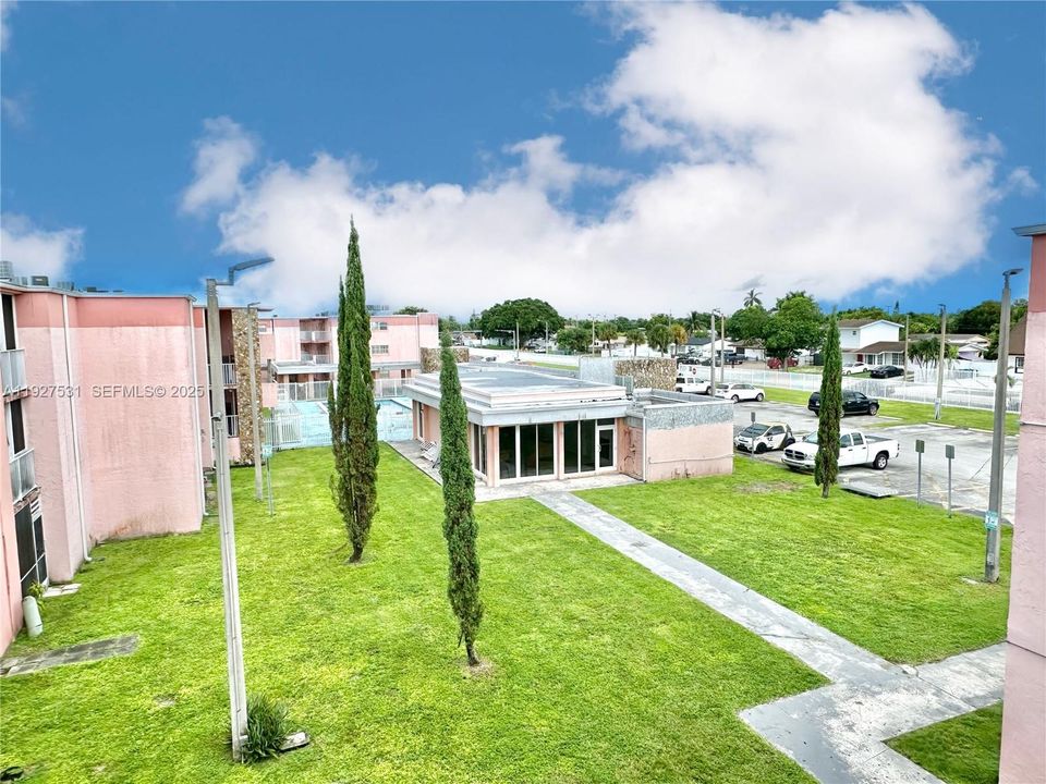 В аренду: $1,950 (2 спален, 2 ванн, 800 Квадратных фут)