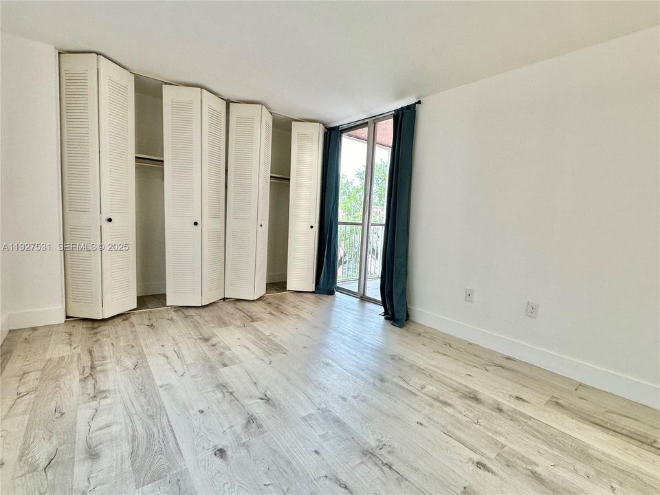 В аренду: $1,950 (2 спален, 2 ванн, 800 Квадратных фут)