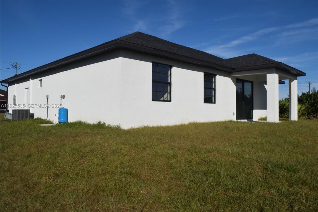 En Venta: $345,000 (3 camas, 2 baños, 0 Pies cuadrados)