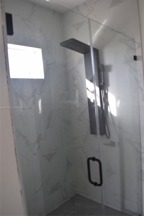 En Venta: $345,000 (3 camas, 2 baños, 0 Pies cuadrados)