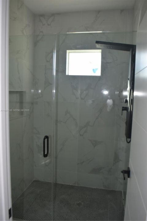 En Venta: $345,000 (3 camas, 2 baños, 0 Pies cuadrados)