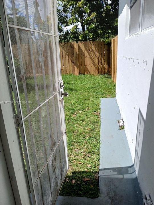 В аренду: $1,280 (1 спален, 1 ванн, 1308 Квадратных фут)