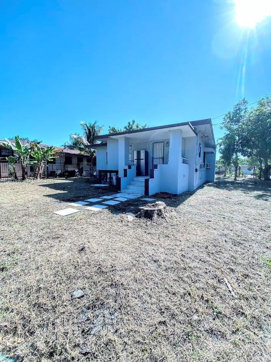 待售: $490,000 (2 贝兹, 1 浴室, 1203 平方英尺)