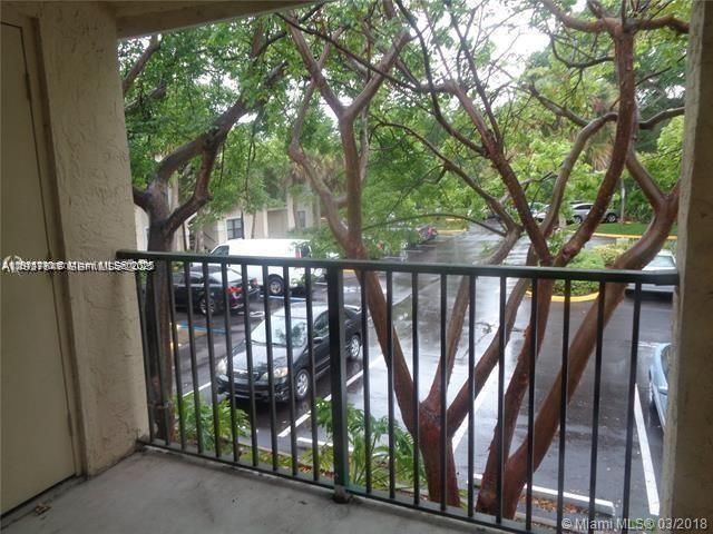 В аренду: $2,540 (3 спален, 2 ванн, 1236 Квадратных фут)