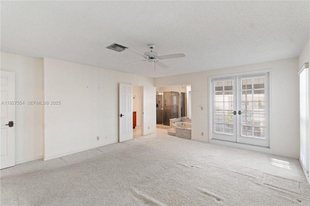 待售: $699,900 (3 贝兹, 2 浴室, 1618 平方英尺)