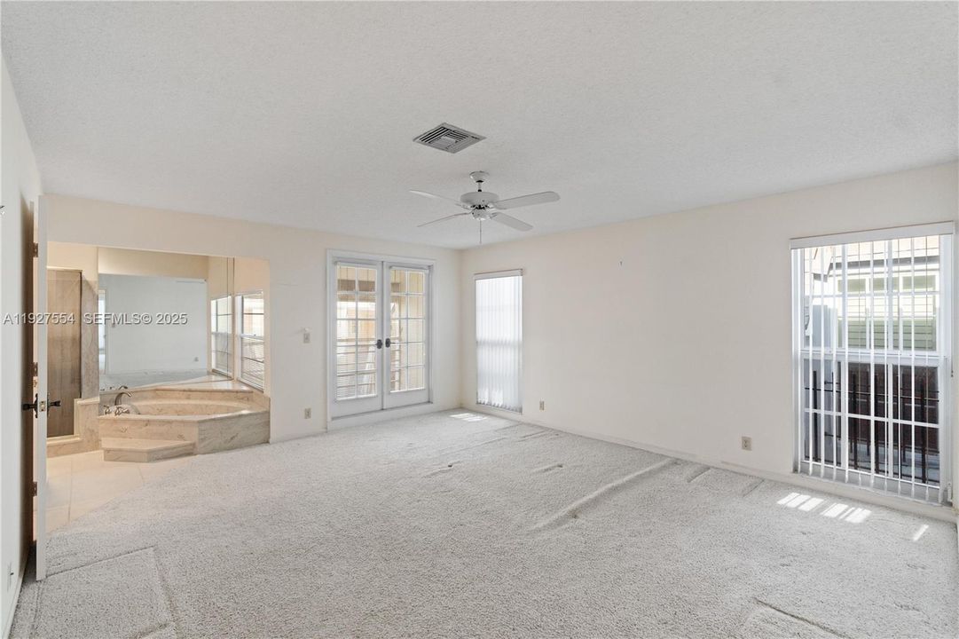 待售: $699,900 (3 贝兹, 2 浴室, 1618 平方英尺)