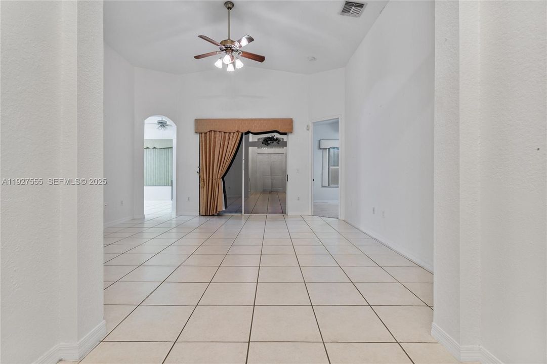 For Sale: $590,000 (3 beds, 2 baths, 1986 Square Feet)