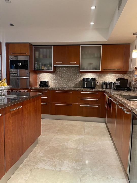 待售: $2,495,000 (3 贝兹, 3 浴室, 2130 平方英尺)