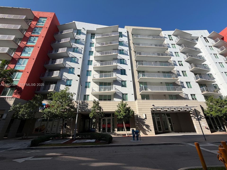 En Renta: $2,350 (1 camas, 1 baños, 765 Pies cuadrados)