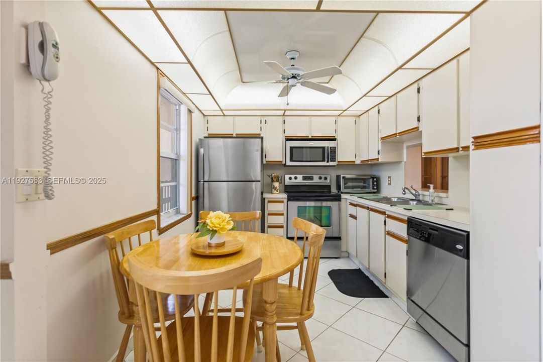 En Venta: $229,900 (2 camas, 2 baños, 1190 Pies cuadrados)