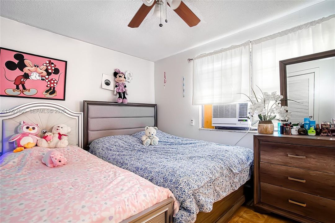 For Sale: $649,000 (0 beds, 0 baths, 2113 Square Feet)