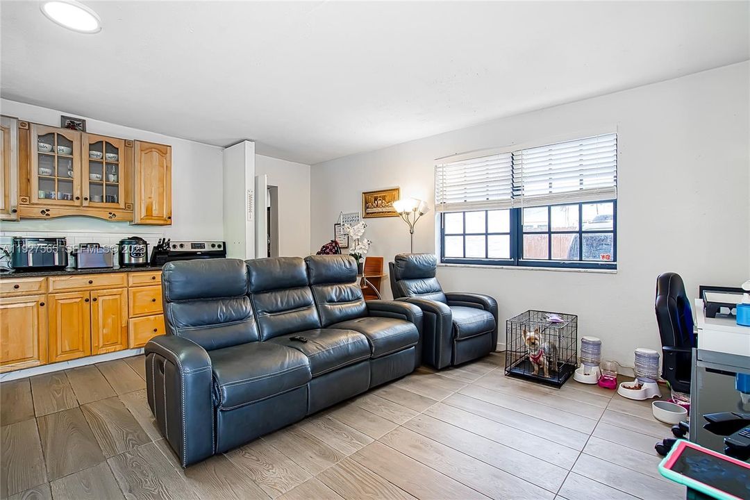 For Sale: $649,000 (0 beds, 0 baths, 2113 Square Feet)