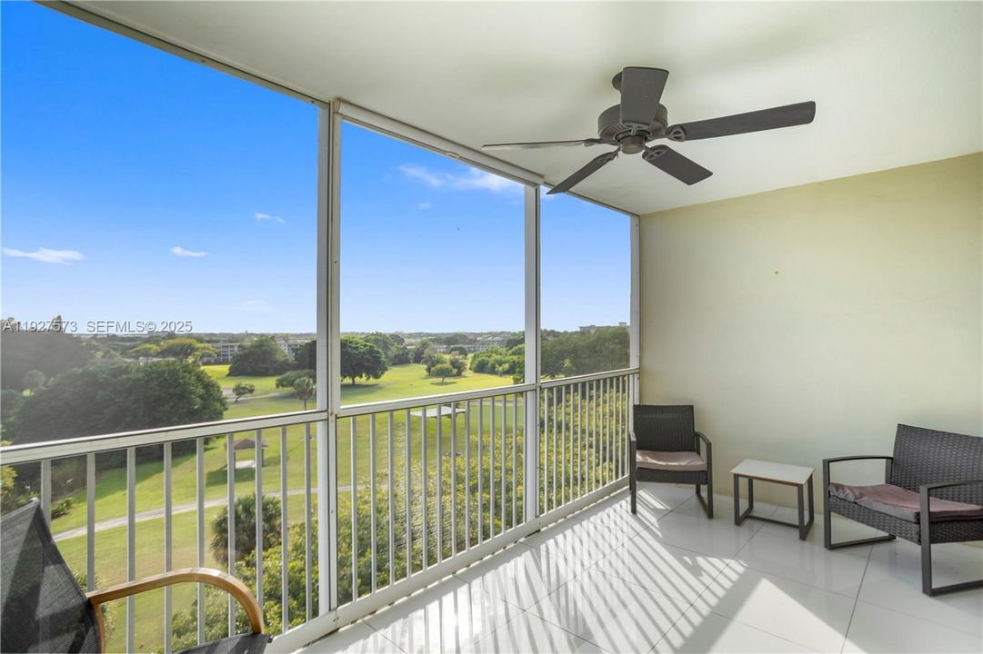 For Sale: $379,900 (3 beds, 2 baths, 1390 Square Feet)
