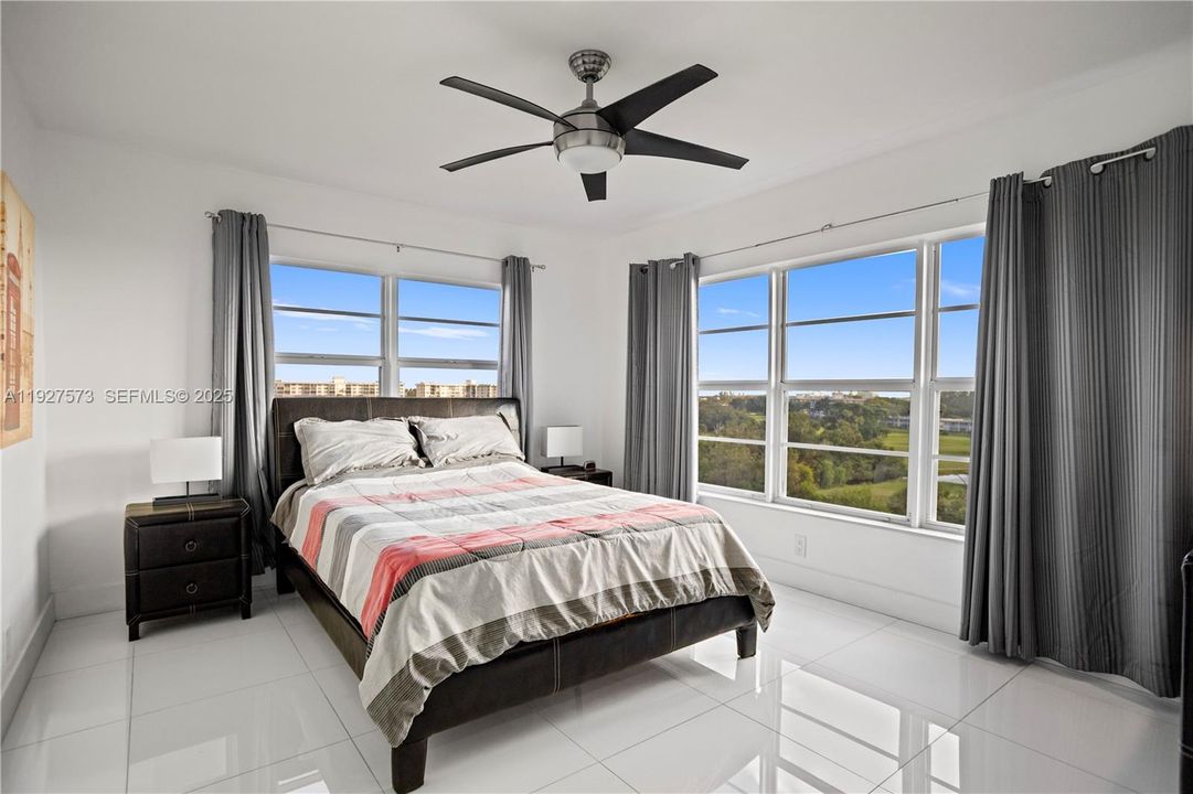 For Sale: $379,900 (3 beds, 2 baths, 1390 Square Feet)