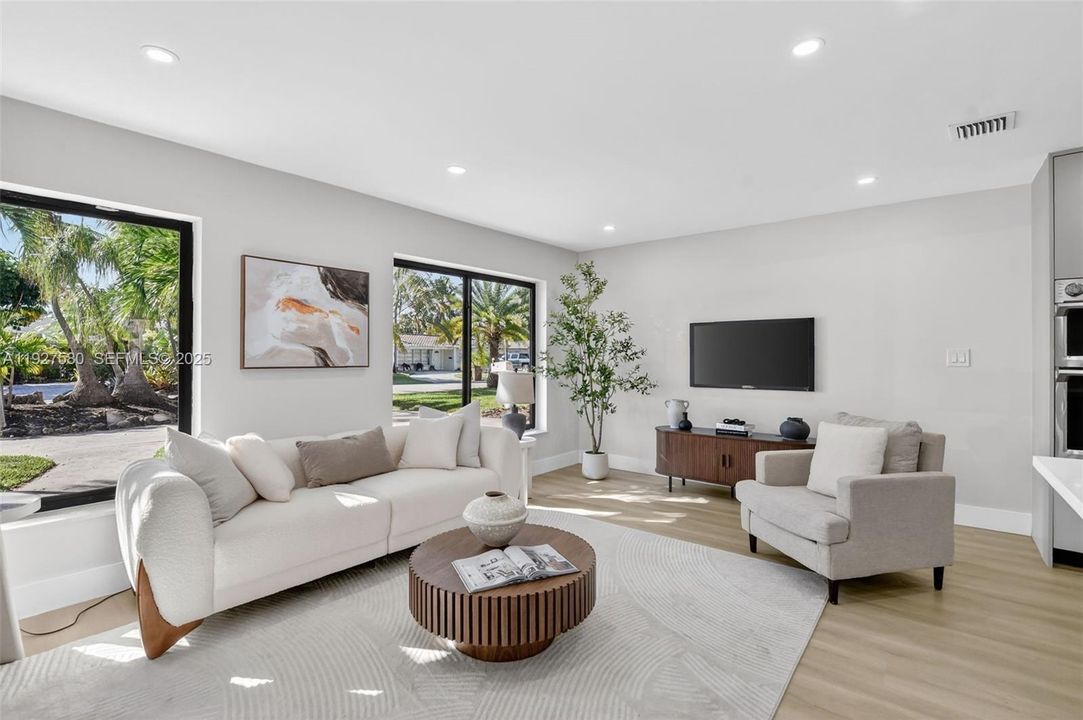 For Sale: $824,000 (3 beds, 2 baths, 1680 Square Feet)