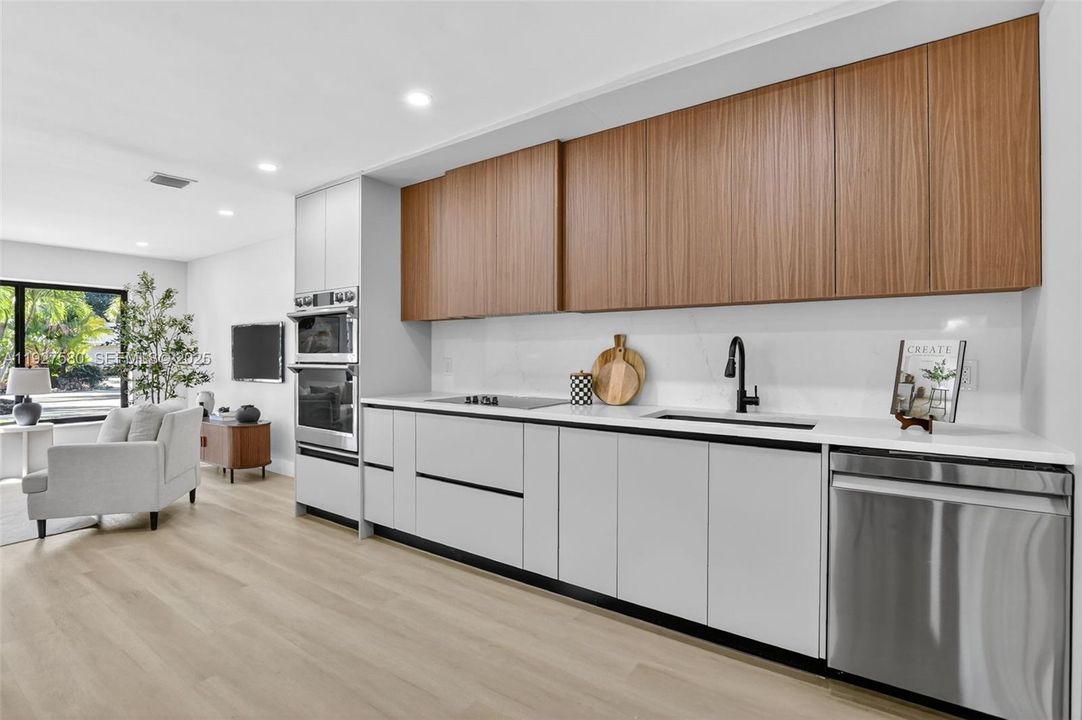 For Sale: $824,000 (3 beds, 2 baths, 1680 Square Feet)