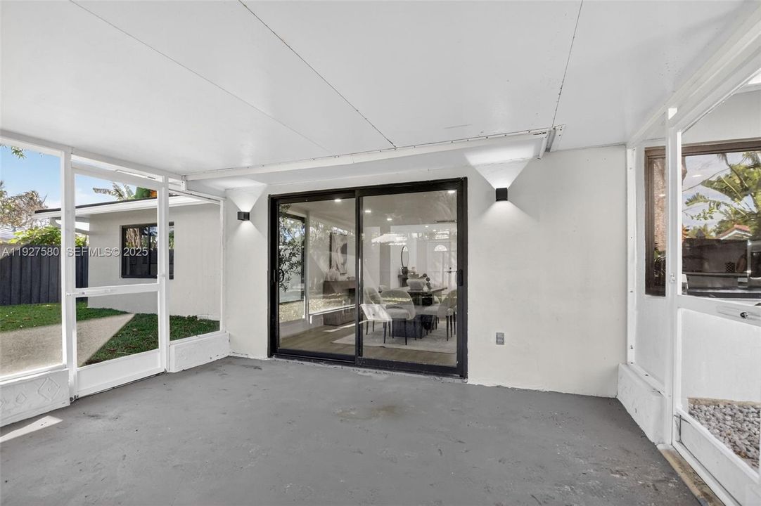 For Sale: $824,000 (3 beds, 2 baths, 1680 Square Feet)