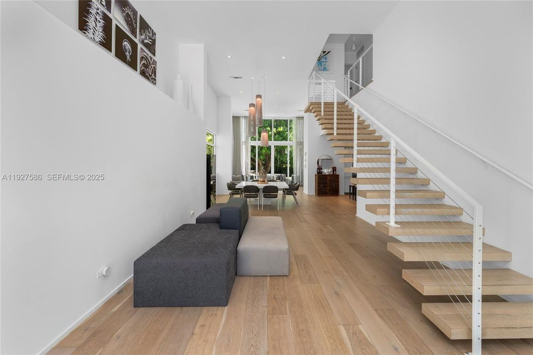 En Renta: $37,770 (4 camas, 4 baños, 3053 Pies cuadrados)