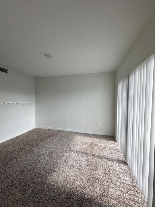 En Renta: $3,000 (4 camas, 3 baños, 1398 Pies cuadrados)