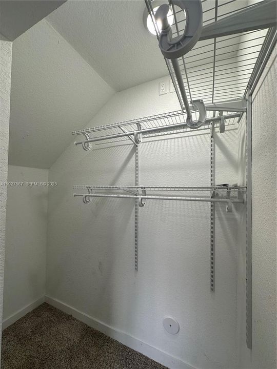 En Renta: $3,000 (4 camas, 3 baños, 1398 Pies cuadrados)