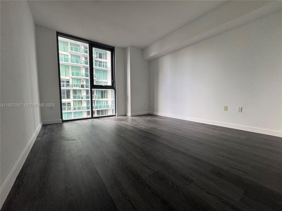 В аренду: $3,500 (2 спален, 2 ванн, 1016 Квадратных фут)