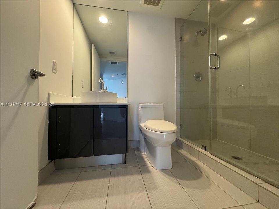 В аренду: $3,500 (2 спален, 2 ванн, 1016 Квадратных фут)