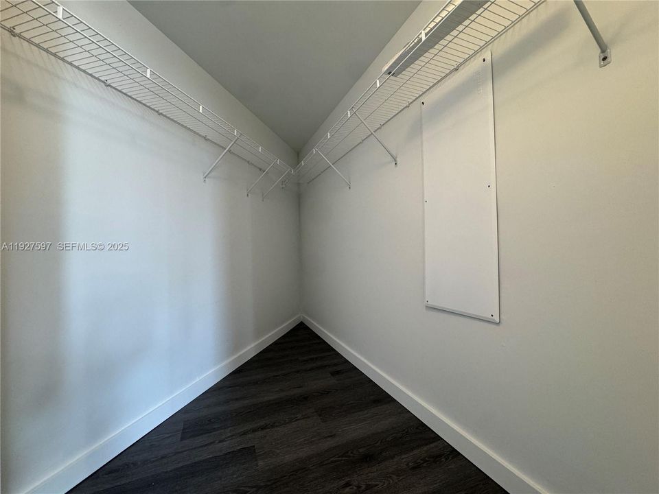 В аренду: $3,500 (2 спален, 2 ванн, 1016 Квадратных фут)