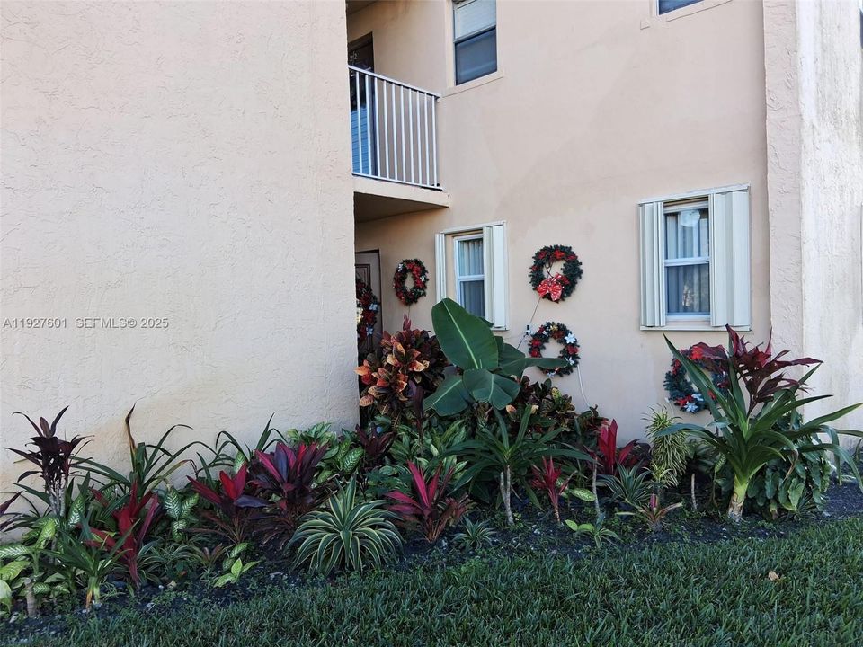 待售: $130,000 (2 贝兹, 2 浴室, 850 平方英尺)