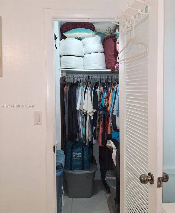 待售: $130,000 (2 贝兹, 2 浴室, 850 平方英尺)