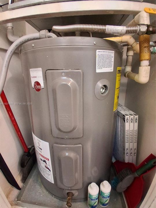 待售: $130,000 (2 贝兹, 2 浴室, 850 平方英尺)