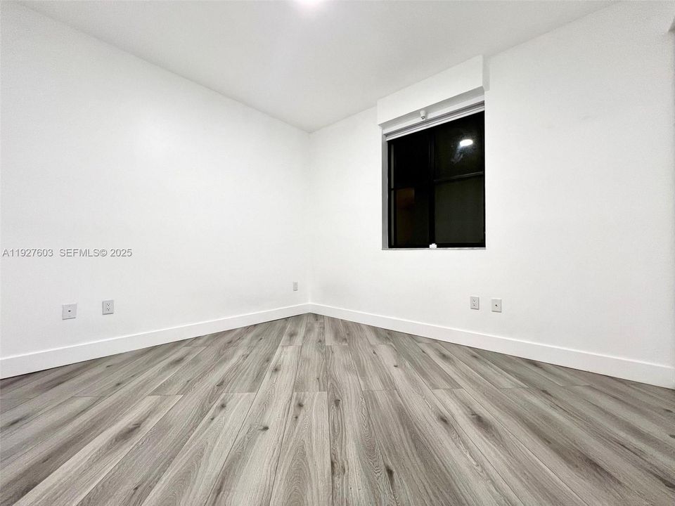 В аренду: $3,750 (3 спален, 2 ванн, 1433 Квадратных фут)