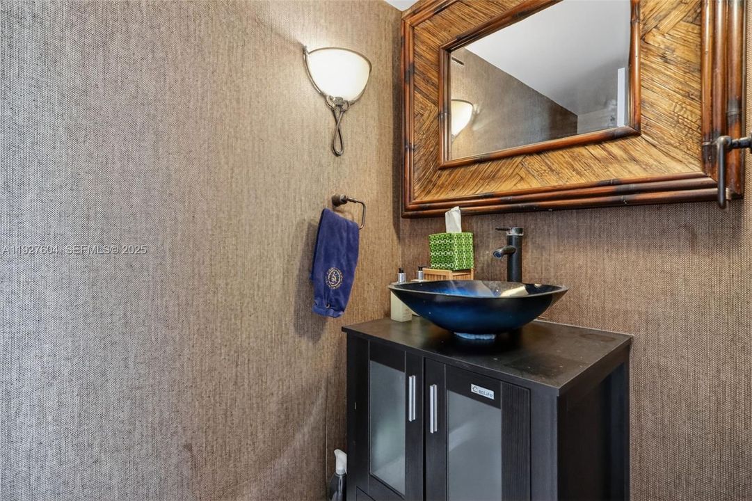 В аренду: $8,750 (2 спален, 2 ванн, 1733 Квадратных фут)