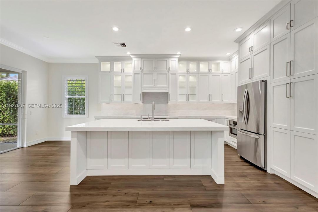 В аренду: $7,000 (2 спален, 2 ванн, 1910 Квадратных фут)