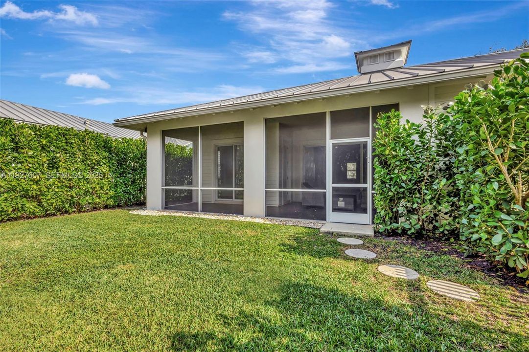 В аренду: $7,000 (2 спален, 2 ванн, 1910 Квадратных фут)