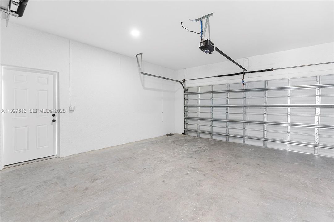 En Venta: $330,000 (3 camas, 2 baños, 0 Pies cuadrados)