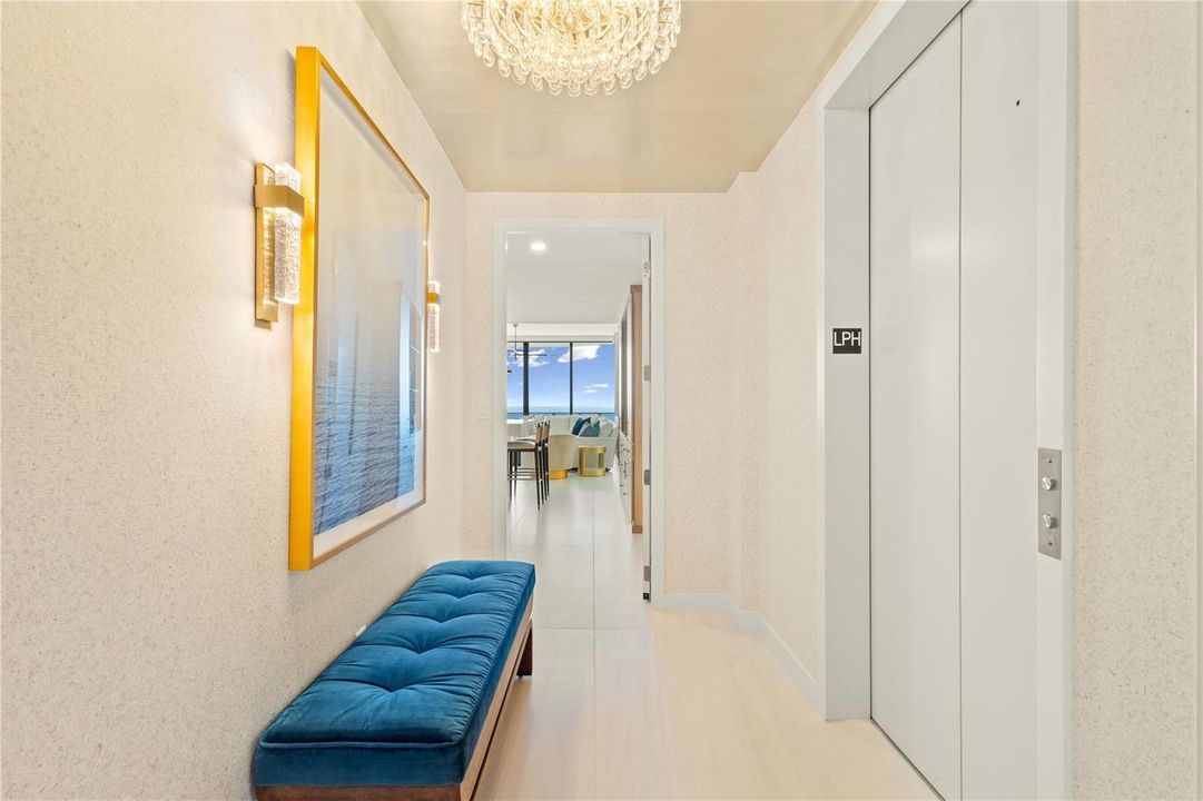 LPH Private Foyer Entrance