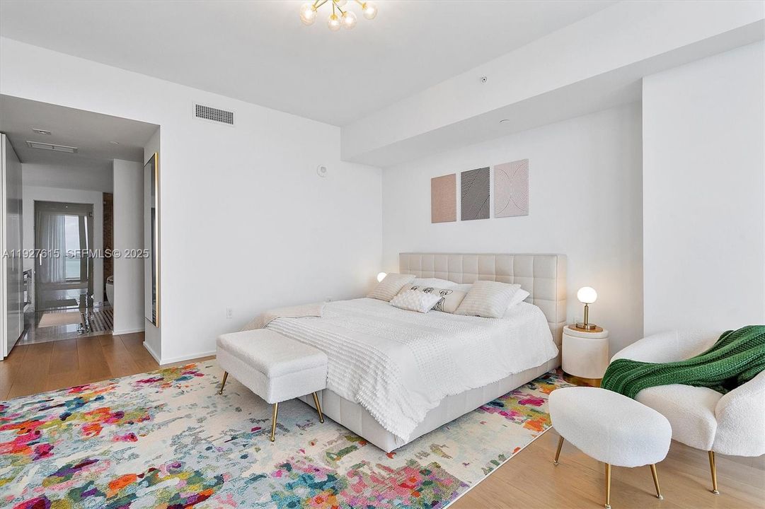 В аренду: $19,000 (4 спален, 5 ванн, 2743 Квадратных фут)