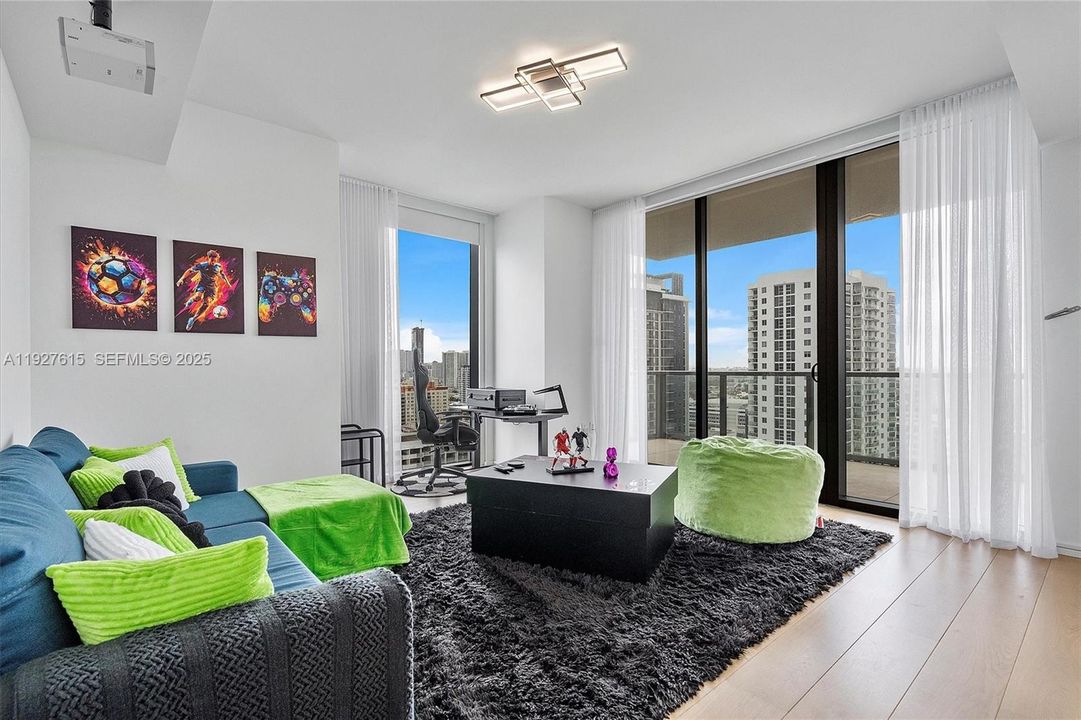 В аренду: $19,000 (4 спален, 5 ванн, 2743 Квадратных фут)