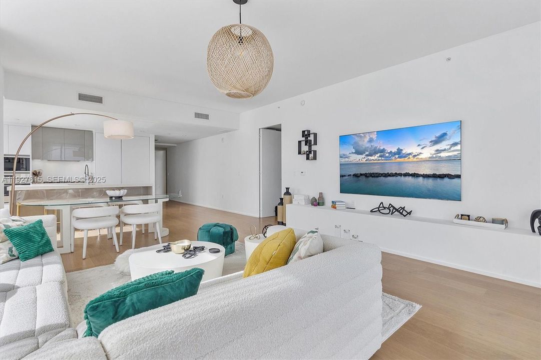 В аренду: $19,000 (4 спален, 5 ванн, 2743 Квадратных фут)