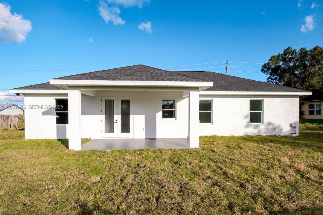 For Sale: $319,900 (3 beds, 2 baths, 1488 Square Feet)