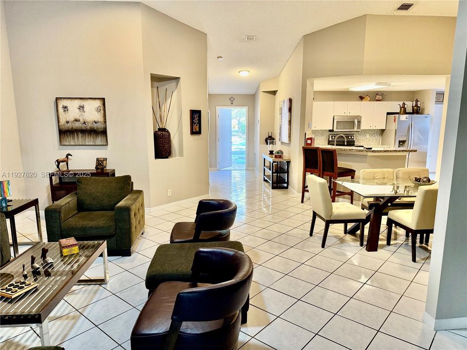 На продажу: $540,000 (2 спален, 2 ванн, 1508 Квадратных фут)