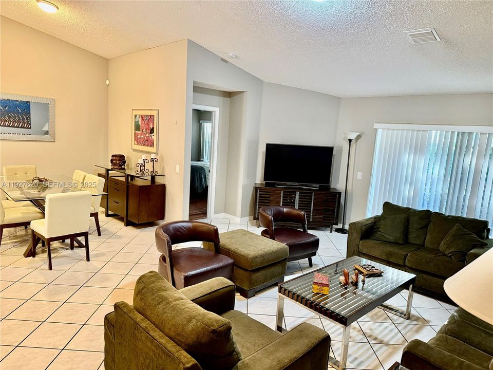 На продажу: $540,000 (2 спален, 2 ванн, 1508 Квадратных фут)