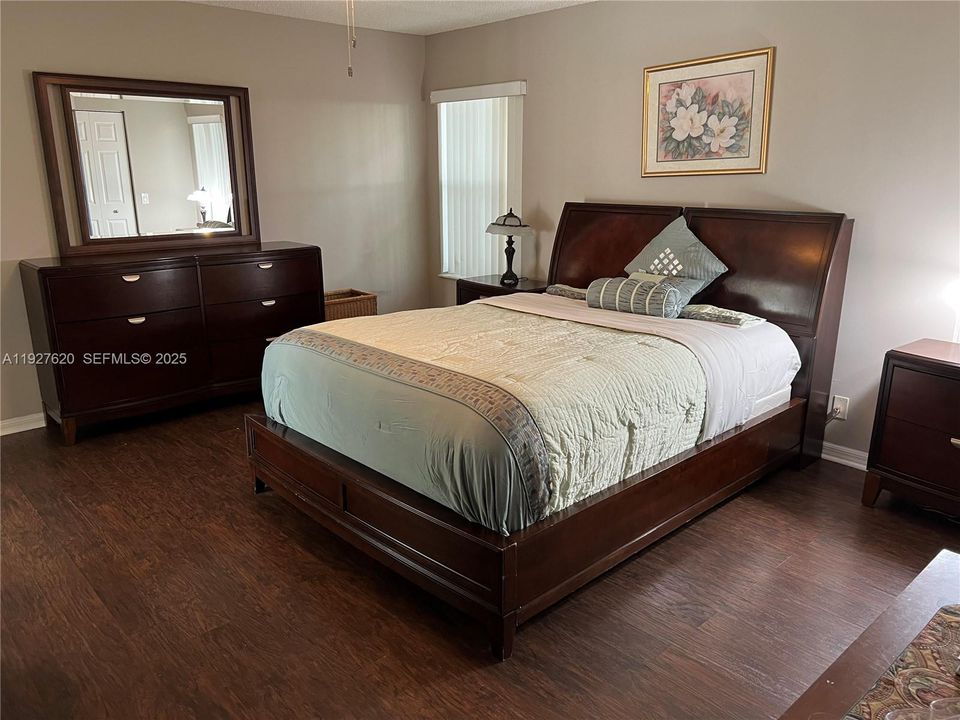 На продажу: $540,000 (2 спален, 2 ванн, 1508 Квадратных фут)