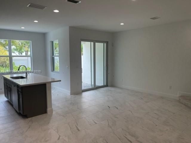 For Rent: $3,490 (3 beds, 2 baths, 1890 Square Feet)