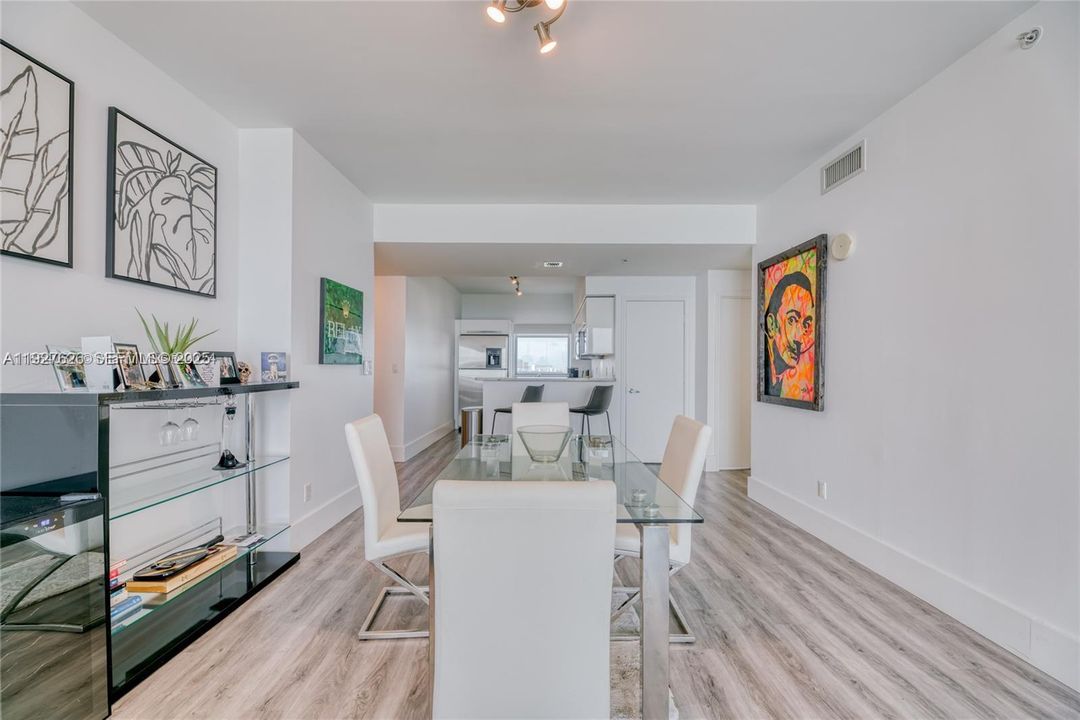 En Venta: $675,000 (2 camas, 2 baños, 1158 Pies cuadrados)