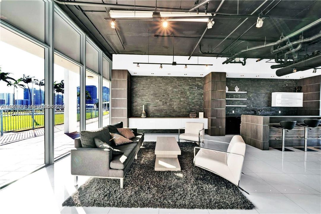 En Venta: $675,000 (2 camas, 2 baños, 1158 Pies cuadrados)