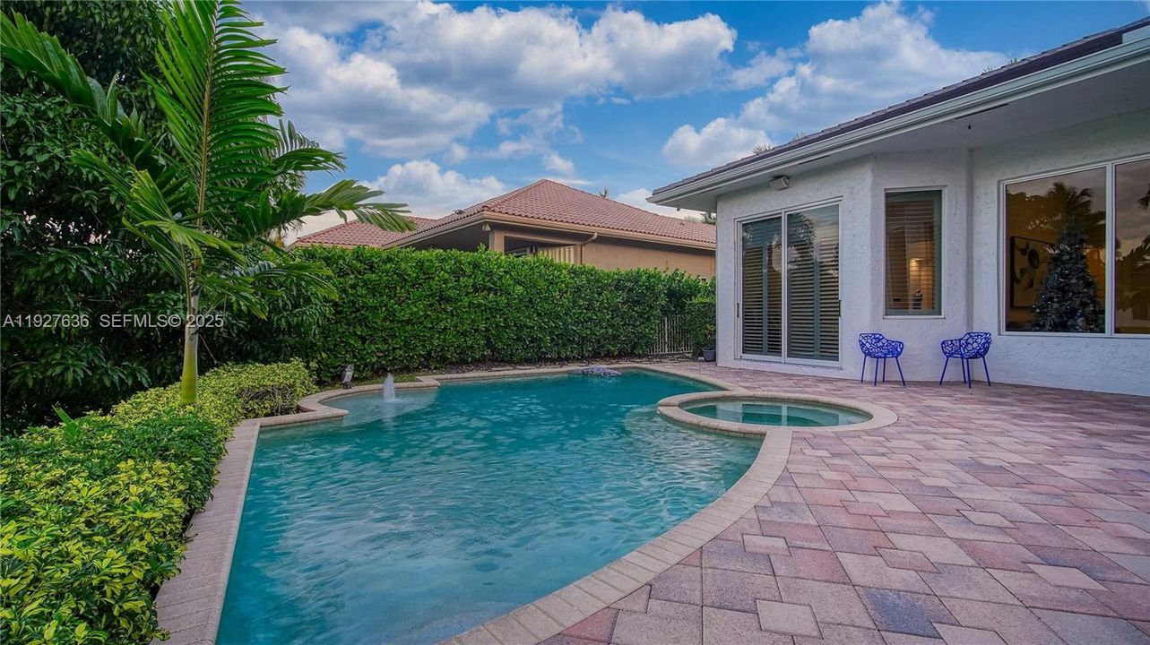 待售: $1,899,000 (4 贝兹, 3 浴室, 3166 平方英尺)