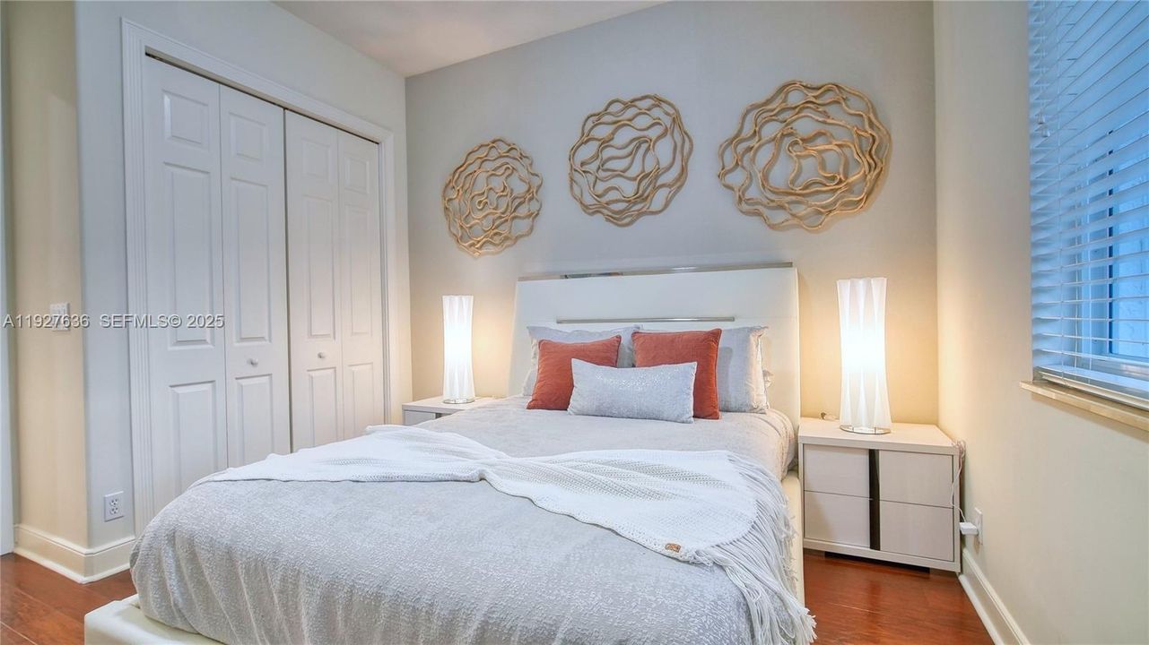 待售: $1,899,000 (4 贝兹, 3 浴室, 3166 平方英尺)