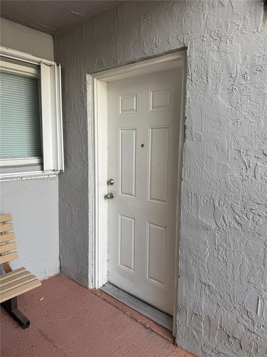 For Rent: $2,850 (3 beds, 2 baths, 1120 Square Feet)